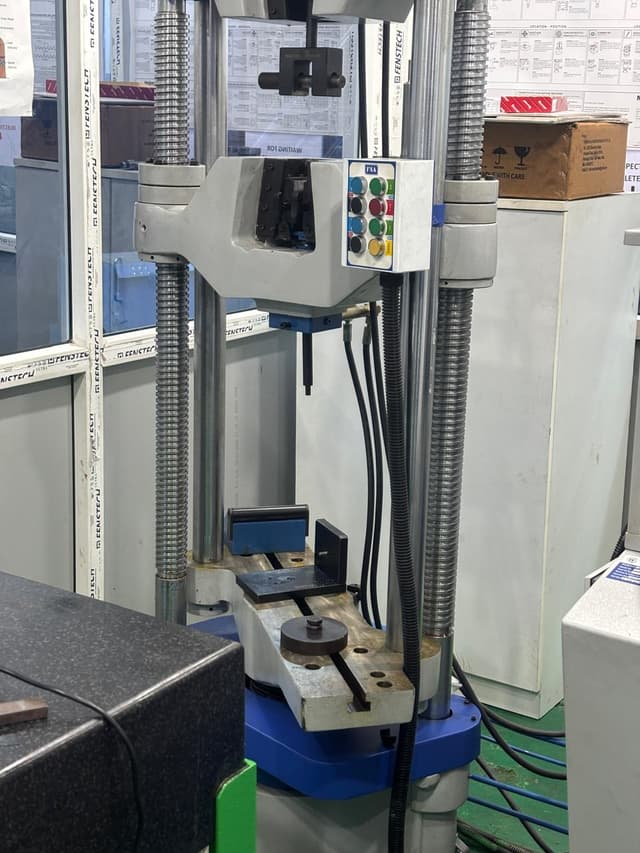 Universal Testing Machine